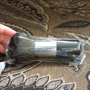 Younique Powder Puff Brush - NEW